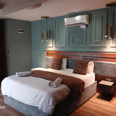 Hotel The Levent Cakra Palace