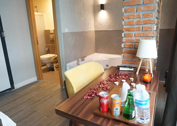 The Levent Cakra Palace Hotell