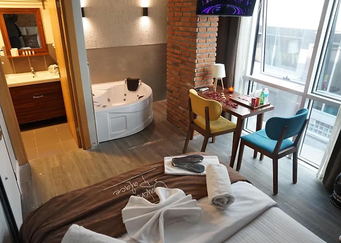 The Levent Cakra Palace 酒店